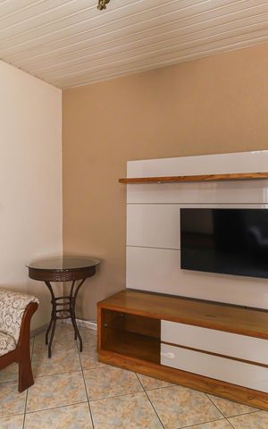 Casa à venda com 184m², 3 quartos e 2 vagasSala