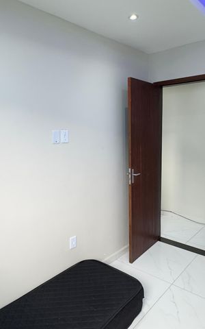 Casa para alugar com 240m², 2 quartos e 2 vagasQuarto 
