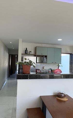 Casa para alugar com 240m², 2 quartos e 2 vagasSala