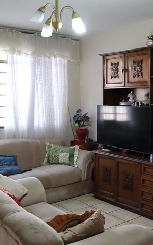 Casa para alugar com 90m², 2 quartos e sem vagaSala