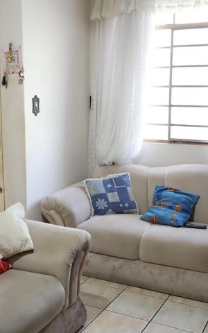 Casa para alugar com 90m², 2 quartos e sem vagaSala