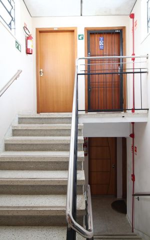 Apartamento à venda com 70m², 2 quartos e sem vagaCorredor