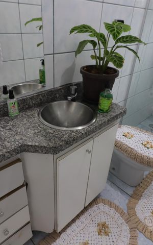 Casa à venda com 200m², 4 quartos e 1 vagaBanheiro 3