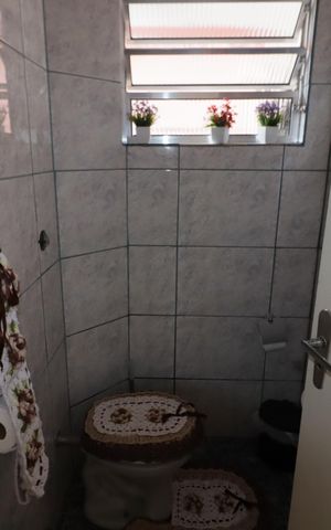 Casa à venda com 200m², 4 quartos e 1 vagaLavabo