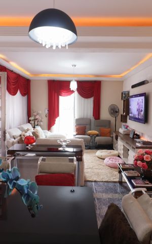 Casa à venda com 200m², 4 quartos e 1 vagaSala