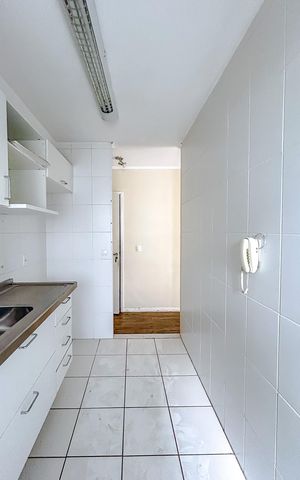 Apartamento à venda com 64m², 3 quartos e 2 vagasCozinha