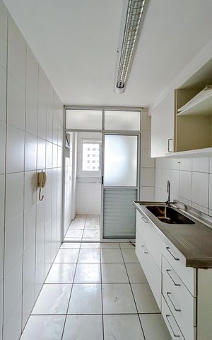 Apartamento à venda com 64m², 3 quartos e 2 vagasCozinha