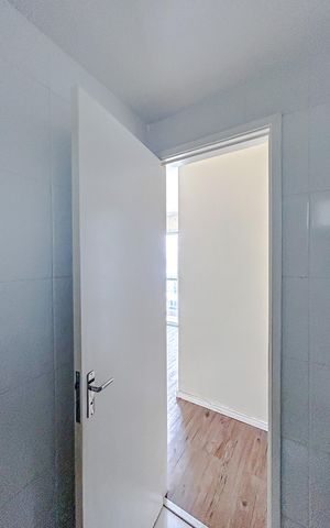 Apartamento à venda com 64m², 3 quartos e 2 vagasBanheiro