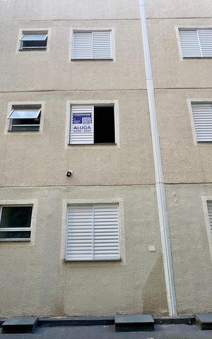 Apartamento para alugar com 47m², 2 quartos e sem vaga Apartamento para alugar com 47m², 2 quartos e sem vagaPlaca instalada na fachada do imovel