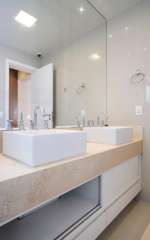 Apartamento para alugar com 135m², 3 quartos e 2 vagasBanheiro da suíte 1