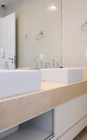 Apartamento para alugar com 135m², 3 quartos e 2 vagasBanheiro da suíte 1