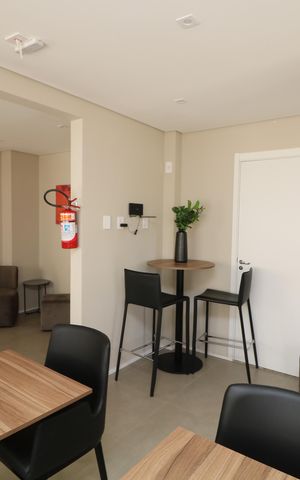 Apartamento à venda com 32m², 2 quartos e sem vagaÁrea comum - Salão de festas
