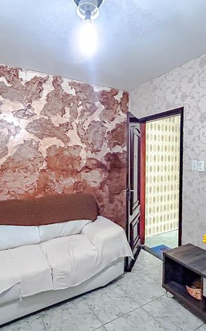 Casa à venda com 160m², 2 quartos e 2 vagasSala