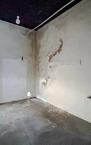 Casa à venda com 160m², 2 quartos e 2 vagasSalão