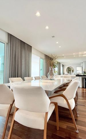 Apartamento para alugar com 320m², 3 quartos e 6 vagas Apartamento para alugar com 320m², 3 quartos e 6 vagasSala de Jantar