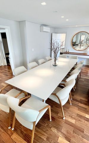 Apartamento para alugar com 320m², 3 quartos e 6 vagas Apartamento para alugar com 320m², 3 quartos e 6 vagasSala de Jantar