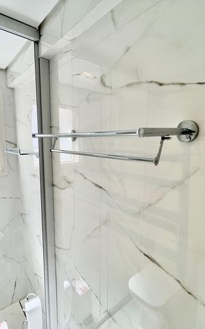 Apartamento para alugar com 320m², 3 quartos e 6 vagas Apartamento para alugar com 320m², 3 quartos e 6 vagasBanheiro 2 da Suíte 3