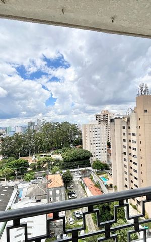 Apartamento para alugar com 320m², 3 quartos e 6 vagas Apartamento para alugar com 320m², 3 quartos e 6 vagasVista da Varanda da Suíte 2