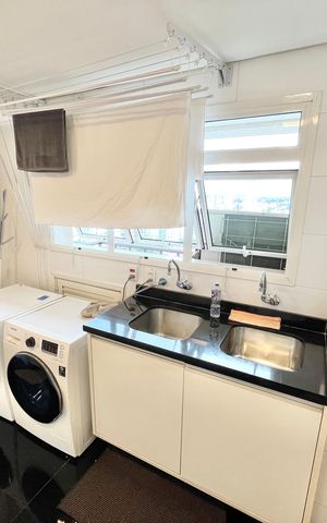 Apartamento para alugar com 320m², 3 quartos e 6 vagas Apartamento para alugar com 320m², 3 quartos e 6 vagasÁrea de Serviço