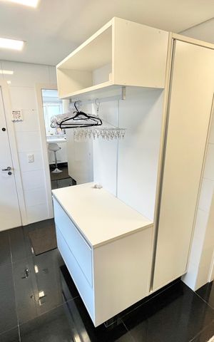 Apartamento para alugar com 320m², 3 quartos e 6 vagas Apartamento para alugar com 320m², 3 quartos e 6 vagasÁrea de Serviço