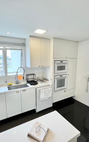 Apartamento para alugar com 320m², 3 quartos e 6 vagas Apartamento para alugar com 320m², 3 quartos e 6 vagasCozinha