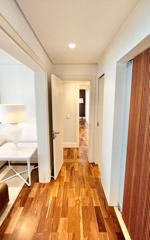 Apartamento para alugar com 320m², 3 quartos e 6 vagas Apartamento para alugar com 320m², 3 quartos e 6 vagasEntrada