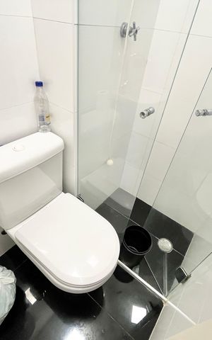 Apartamento para alugar com 320m², 3 quartos e 6 vagas Apartamento para alugar com 320m², 3 quartos e 6 vagasBanheiro de serviço