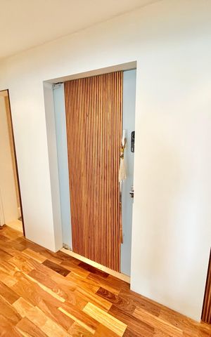 Apartamento para alugar com 320m², 3 quartos e 6 vagas Apartamento para alugar com 320m², 3 quartos e 6 vagasEntrada
