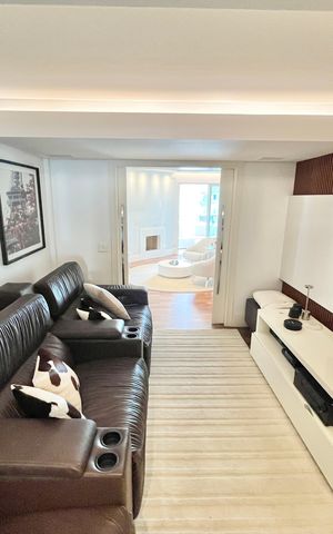 Apartamento para alugar com 320m², 3 quartos e 6 vagas Apartamento para alugar com 320m², 3 quartos e 6 vagasSala de TV