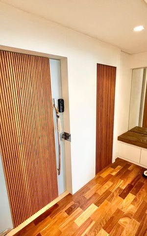 Apartamento para alugar com 320m², 3 quartos e 6 vagas Apartamento para alugar com 320m², 3 quartos e 6 vagasEntrada