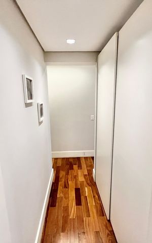 Apartamento para alugar com 320m², 3 quartos e 6 vagas Apartamento para alugar com 320m², 3 quartos e 6 vagasCorredor / àrea de serviço - Quartos