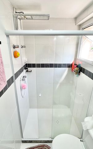 Apartamento à venda com 60m², 2 quartos e 2 vagas Apartamento à venda com 60m², 2 quartos e 2 vagasBanheiro da Suíte