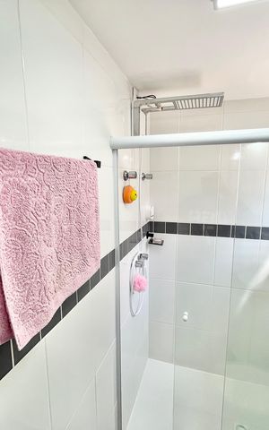 Apartamento à venda com 60m², 2 quartos e 2 vagas Apartamento à venda com 60m², 2 quartos e 2 vagasBanheiro da Suíte