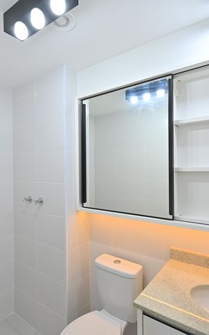 Apartamento à venda com 65m², 2 quartos e 1 vagaBanheiro Social