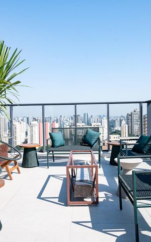 Apartamento à venda com 65m², 2 quartos e 1 vaga Apartamento à venda com 65m², 2 quartos e 1 vagaPiscina