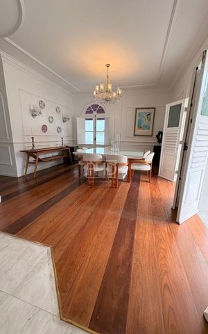 Casa à venda com 575m², 4 quartos e 7 vagas