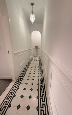 Casa à venda com 575m², 4 quartos e 7 vagas