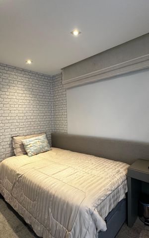Apartamento à venda com 156m², 4 quartos e 2 vagasQuarto 2