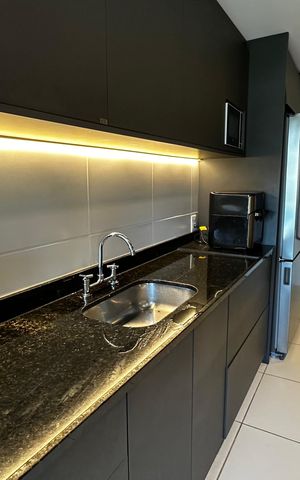 Apartamento à venda com 156m², 4 quartos e 2 vagasCozinha