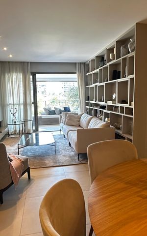 Apartamento à venda com 156m², 4 quartos e 2 vagasSala