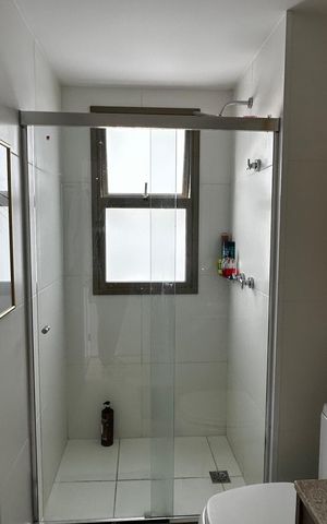 Apartamento à venda com 156m², 4 quartos e 2 vagasBanheiro quarto 3