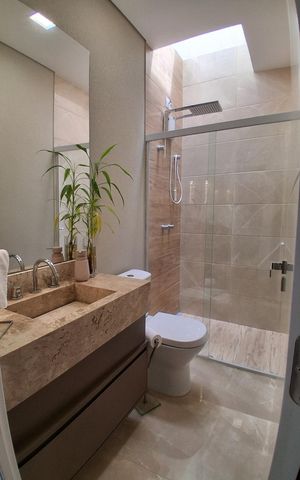 Casa à venda com 200m², 3 quartos e 2 vagas Casa à venda com 200m², 3 quartos e 2 vagasBanheiro