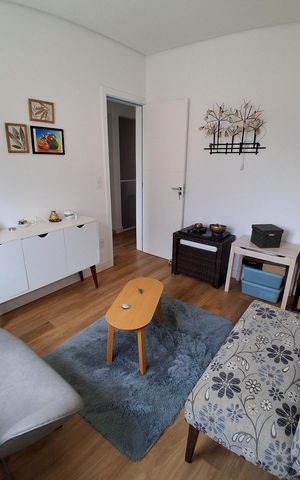 Casa à venda com 200m², 3 quartos e 2 vagas Casa à venda com 200m², 3 quartos e 2 vagasQuarto