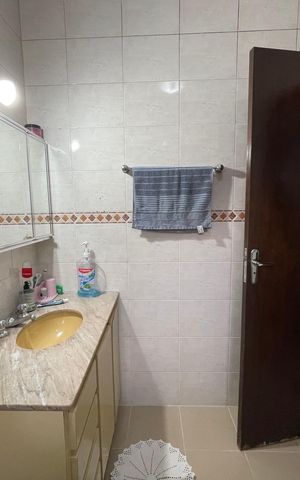 Casa à venda com 190m², 4 quartos e 2 vagas Casa à venda com 190m², 4 quartos e 2 vagasBanheiro 2