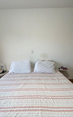 Casa à venda com 190m², 4 quartos e 2 vagas Casa à venda com 190m², 4 quartos e 2 vagasQuarto 1