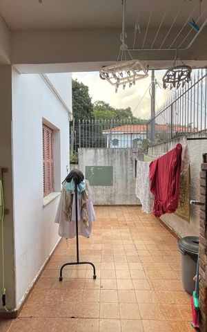 Casa à venda com 190m², 4 quartos e 2 vagas Casa à venda com 190m², 4 quartos e 2 vagasQuintal