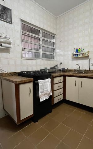 Casa à venda com 190m², 4 quartos e 2 vagas Casa à venda com 190m², 4 quartos e 2 vagasCozinha