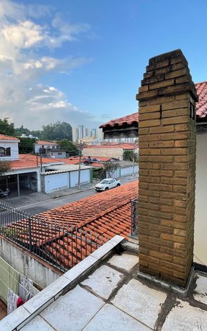 Casa à venda com 190m², 4 quartos e 2 vagas Casa à venda com 190m², 4 quartos e 2 vagasQuarto 1