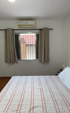 Casa à venda com 190m², 4 quartos e 2 vagas Casa à venda com 190m², 4 quartos e 2 vagasQuarto 1