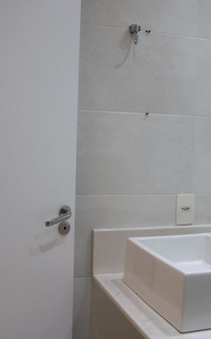 Apartamento à venda com 60m², 2 quartos e 1 vagaBanheiro 1